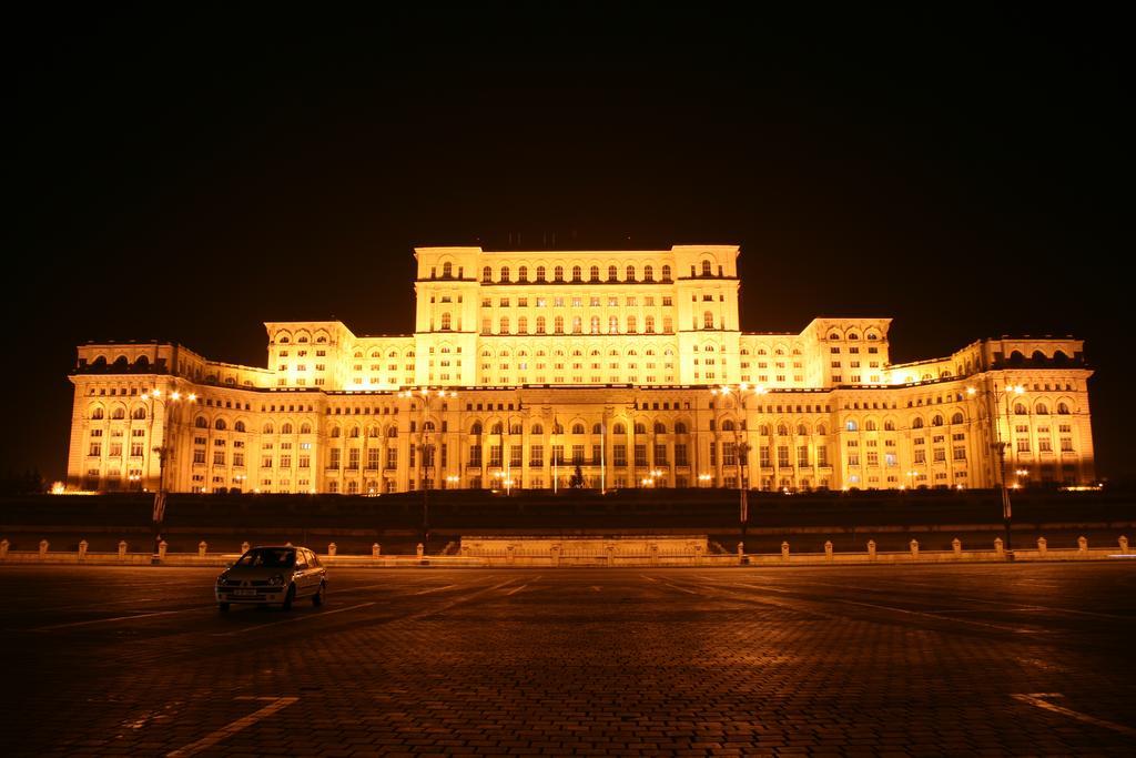 Color Apartments Franceza St Bucarest Esterno foto
